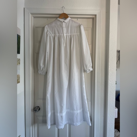 American Girl Long White Nightgown, Blue Bow Ribbon, Trim Detail, Size Large - Picture 7 of 13